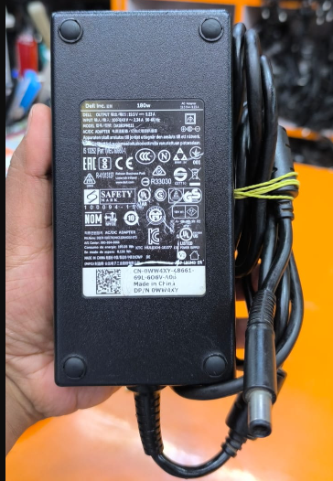 dellmotipin180wcharger